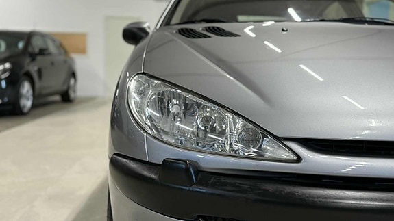 Peugeot 206 10 of 22