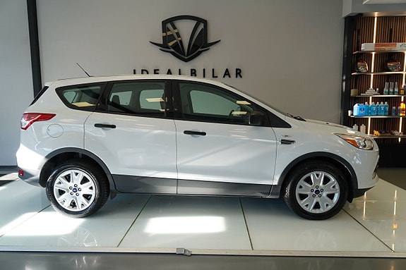 Ford Escape 2 of 5
