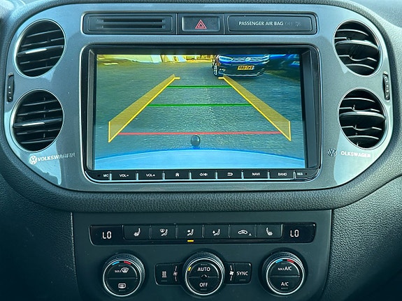 Volkswagen Tiguan 14 of 14