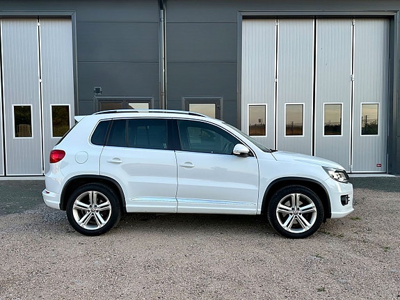 Volkswagen Tiguan 3 of 14