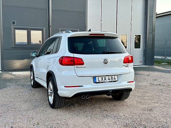 Volkswagen Tiguan 5 of 14