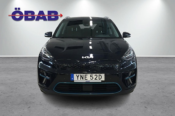 Kia e-Niro 2 of 12