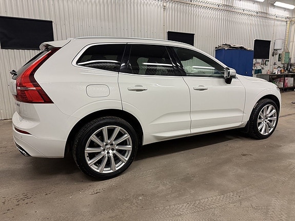 Volvo XC60 6 of 24