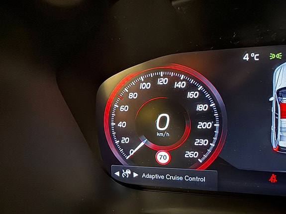 Volvo XC60 18 of 24