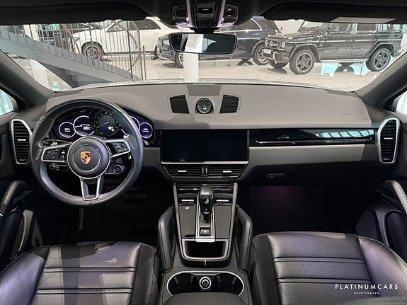 Porsche Cayenne Coupe 19 of 24