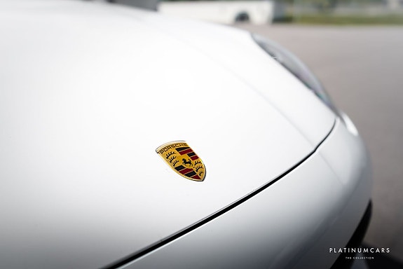 Porsche Cayenne Coupe 17 of 21