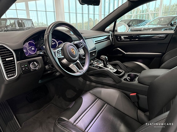 Porsche Cayenne Coupe 6 of 24