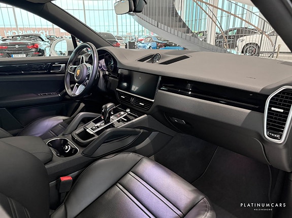 Porsche Cayenne Coupe 7 of 24
