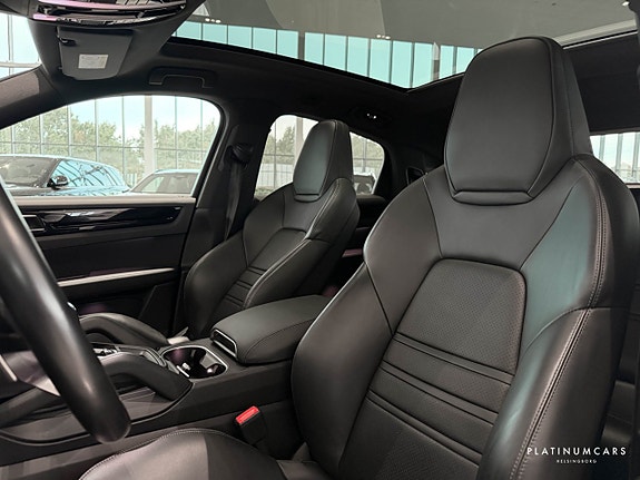 Porsche Cayenne Coupe 9 of 24