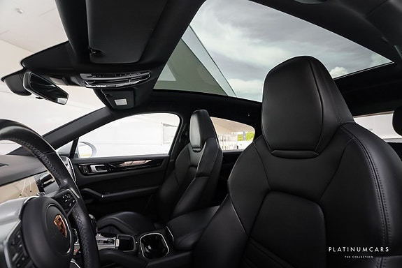 Porsche Cayenne Coupe 8 of 21