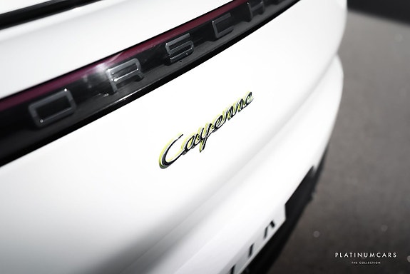 Porsche Cayenne Coupe 20 of 21