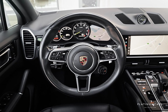 Porsche Cayenne Coupe 9 of 21
