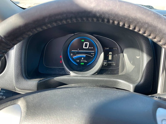Nissan e-NV200 15 of 18