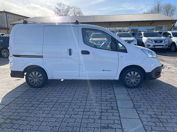 Nissan e-NV200 6 of 18