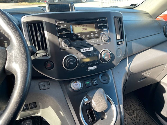 Nissan e-NV200 13 of 18