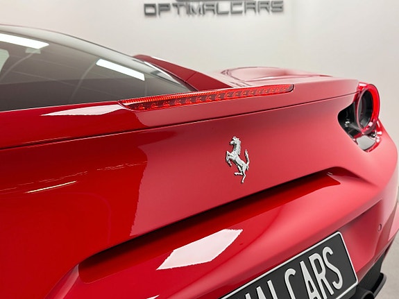 Ferrari 488 GTB 14 of 18