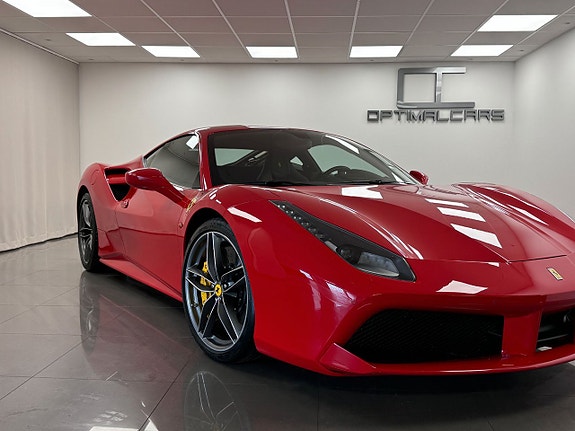 Ferrari 488 GTB 2 of 18