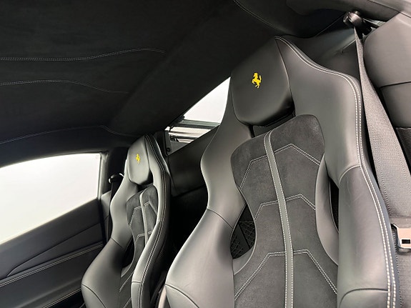 Ferrari 488 GTB 6 of 18
