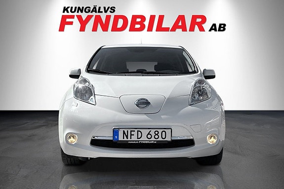 Nissan Leaf 4 of 5
