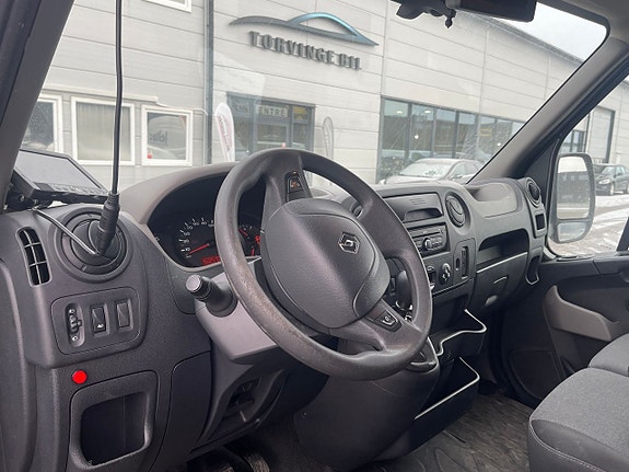 Renault Master 8 of 15