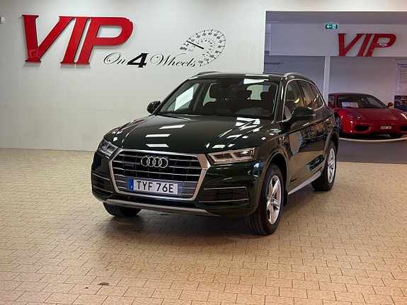 Audi Q5 2 of 5
