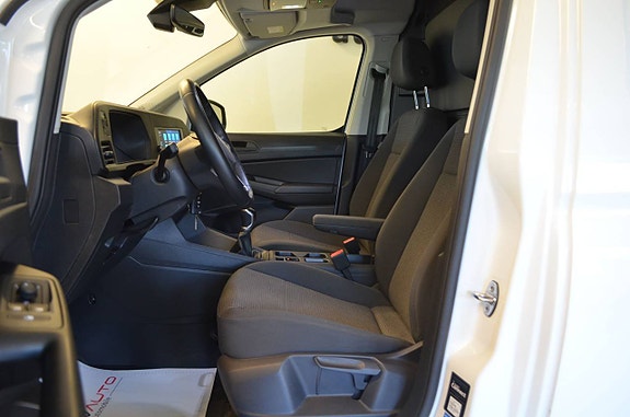 Volkswagen Caddy 17 of 26