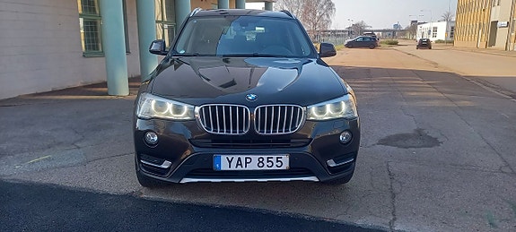 BMW X3 3 of 21