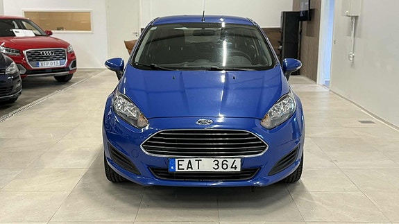 Ford Fiesta 2 of 5