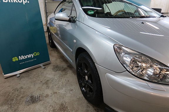 Peugeot 307 CC 3 of 13