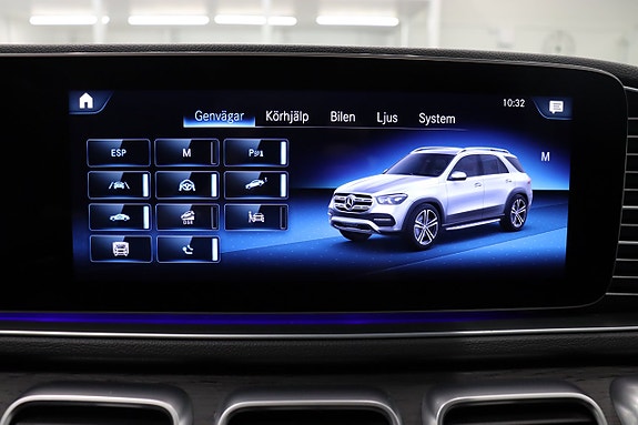 Mercedes-Benz GLE350 de 28 of 30