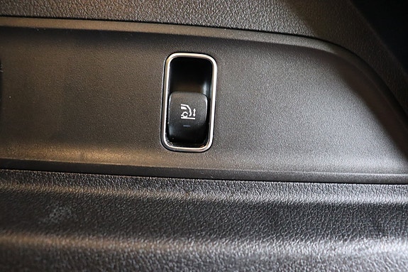 Mercedes-Benz GLE350 de 10 of 30