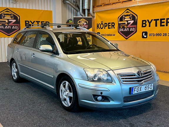 Toyota Avensis 3 of 5