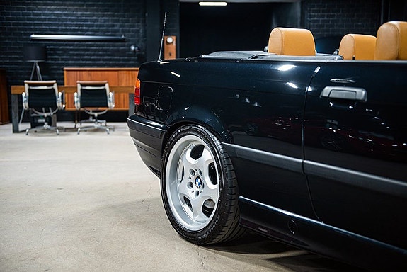 BMW 328 19 of 30