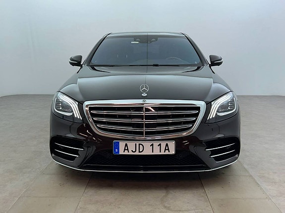 Mercedes-Benz S450 9 of 26