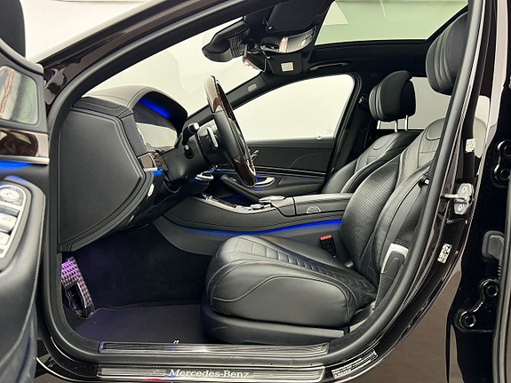 Mercedes-Benz S450 10 of 26