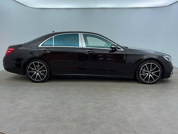 Mercedes-Benz S450 7 of 26
