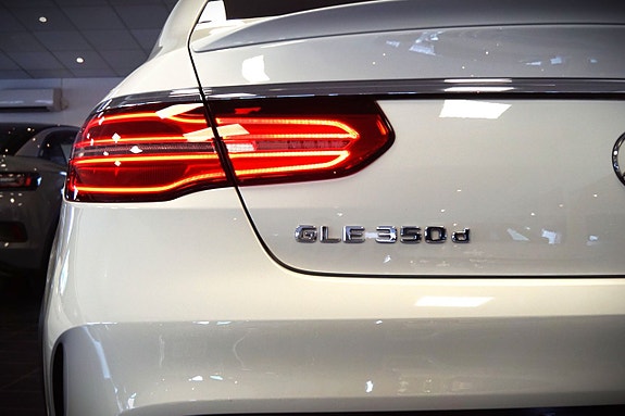 Mercedes-Benz GLE350 d 4 of 5