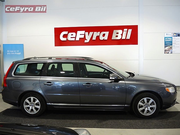 Volvo V70 5 of 16
