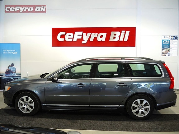 Volvo V70 4 of 16