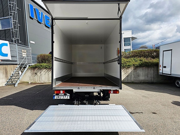Iveco Daily 8 of 17