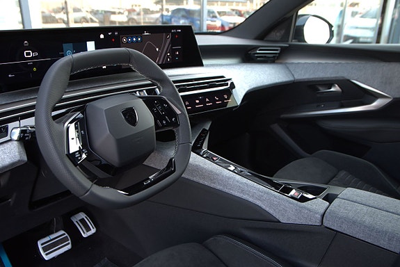 Peugeot 3008 8 of 15