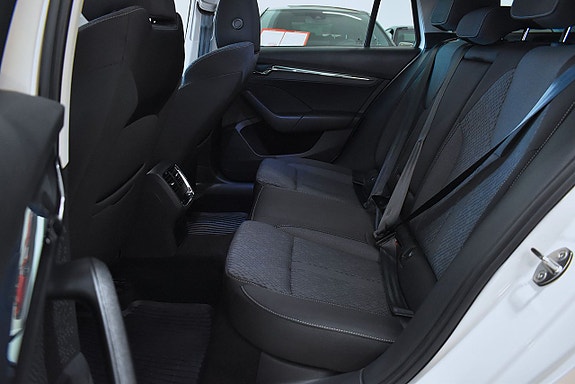 Skoda Octavia 11 of 26