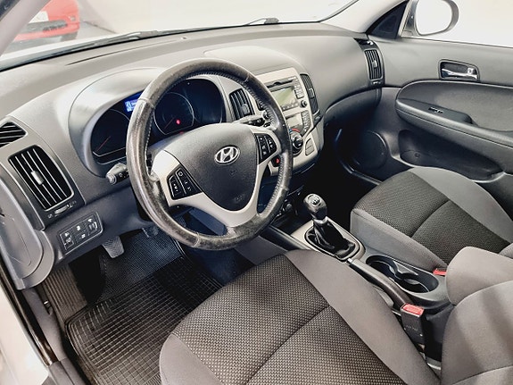 Hyundai i30 7 of 19