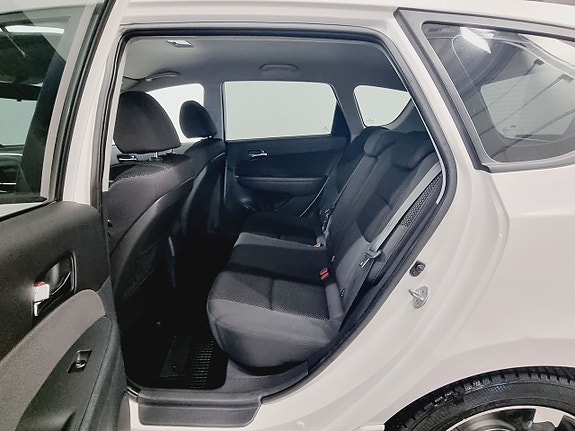 Hyundai i30 8 of 19