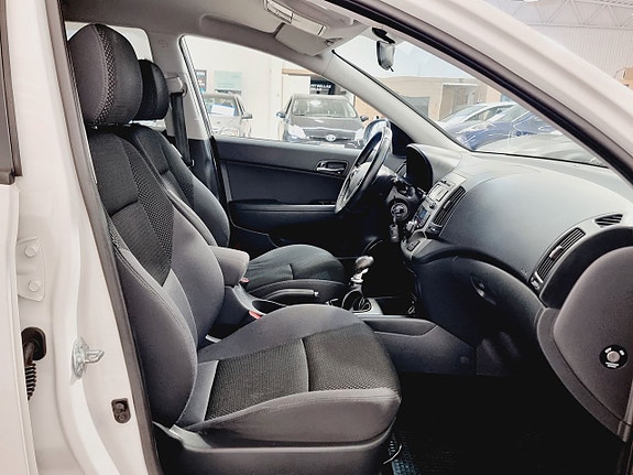 Hyundai i30 15 of 19