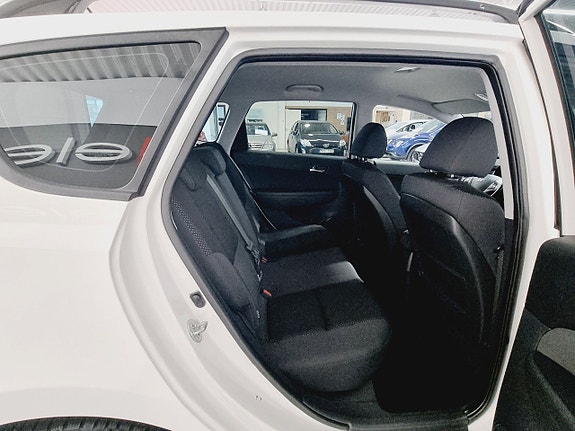 Hyundai i30 18 of 19