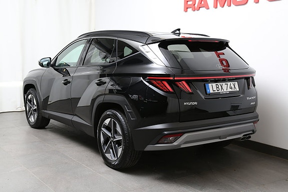 Hyundai Tucson 3 of 28