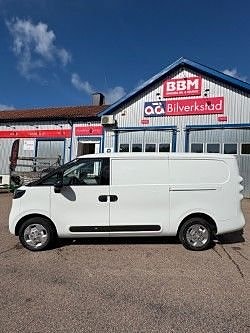 Maxus e-Deliver 5 2 of 10