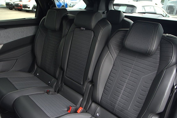 Peugeot 5008 13 of 14