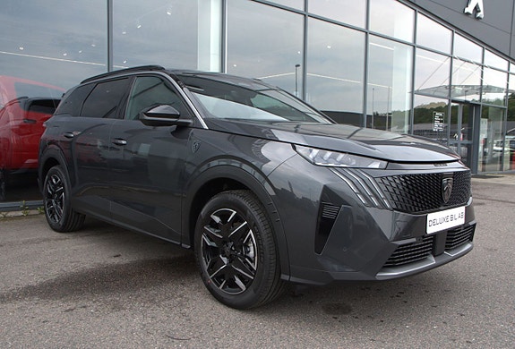 Peugeot 5008 3 of 5